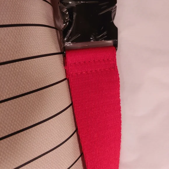 NWT Snoopy Baseball Themed Waist Bag - Picture 9 of 10